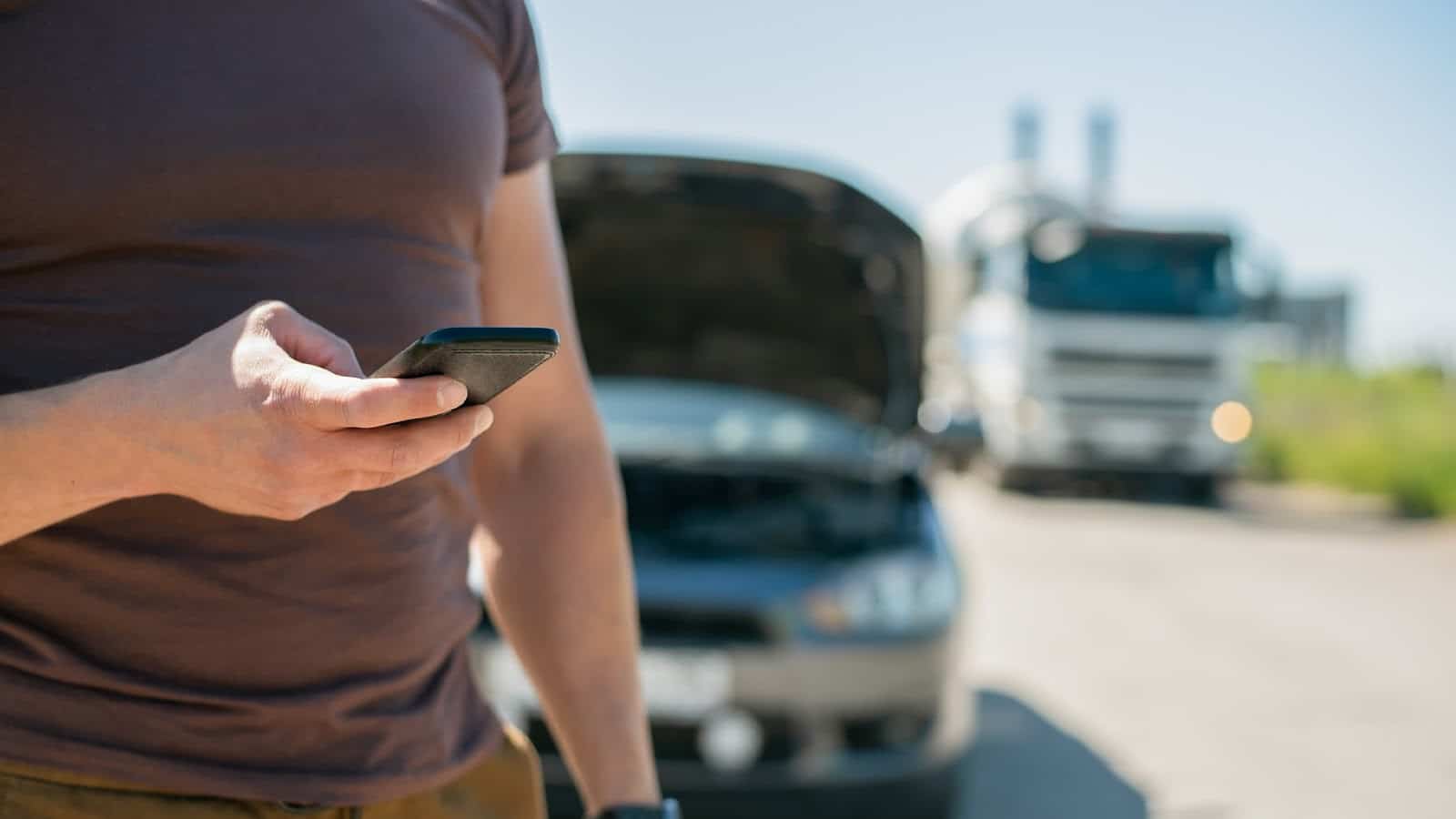 Injured in a Crash? Should You Call a Truck Accident Attorney Near Beverly Hills